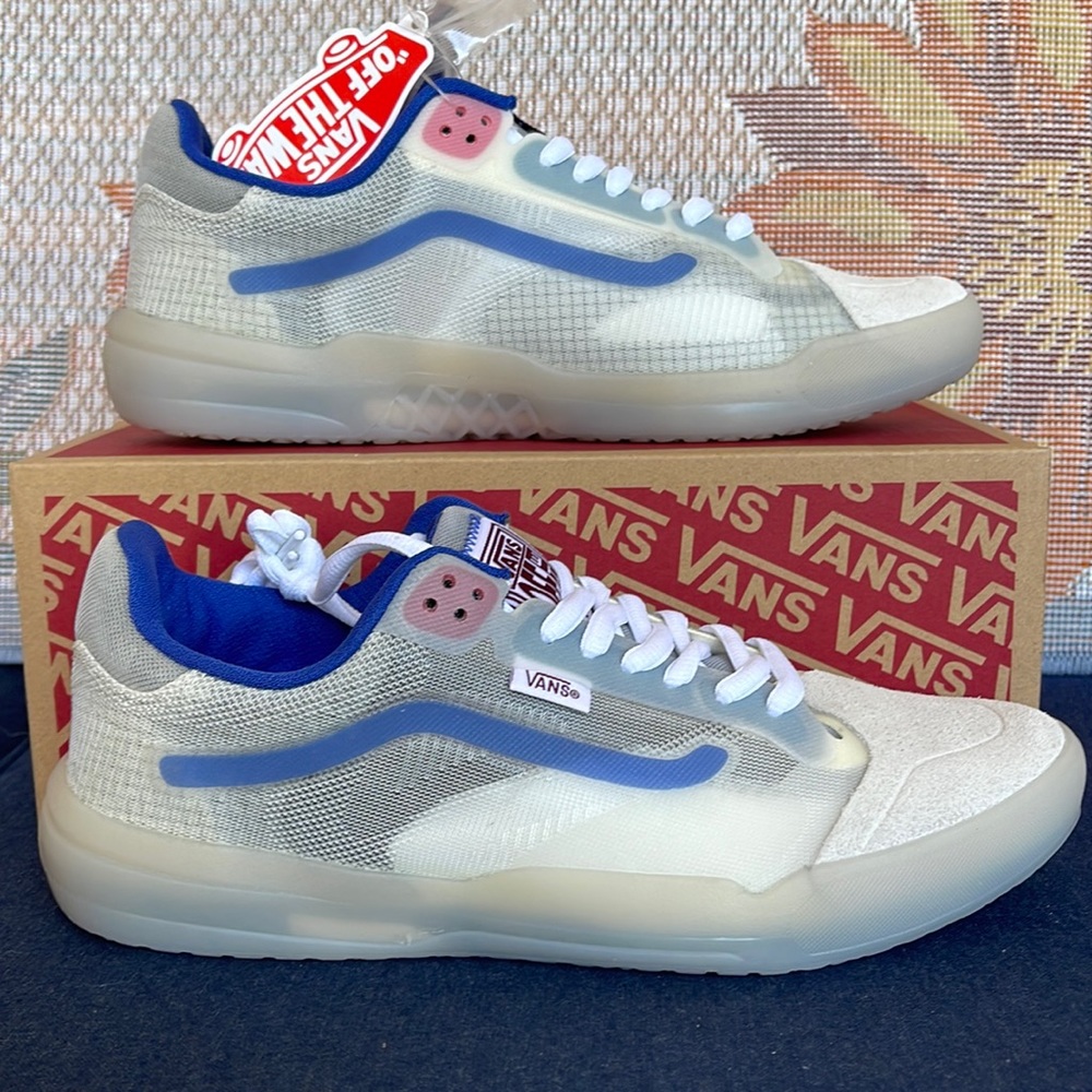 Vans Men’s Evdnt Rw Ultim
Color Wheel Creme
VN0A5DY5982
sneakers - Picture 2 of 16